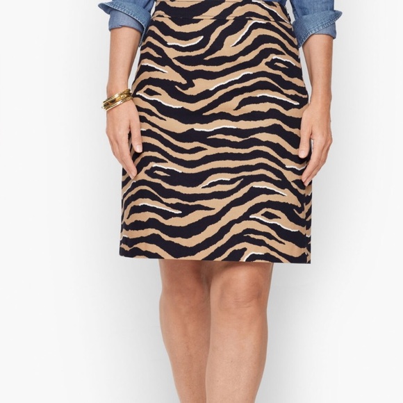 NWT TALBOTS Sz 16 Tiger Print Straight Skirt Lined Animal Stretch $80 Black Tan - Picture 1 of 10